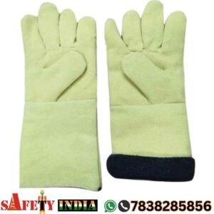 Premium heat resistant safety gloves, also known as heat proof gloves, gloves for heat resistant, and gloves that heat, displayed on a white background, featuring Kevlar knit, composite filament fiber, wool linings, and Kevlar stitching, crafted by Safety India- Safety Shop as heat protection gloves resistant from 400 to 500°C for welding and industrial use.